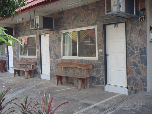 AranyaprathetMotel2.JPG - �}�[�P�b�g���[�e��